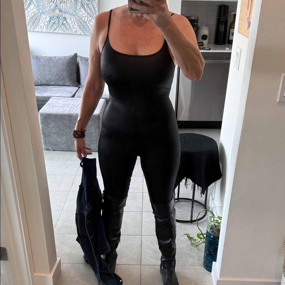 Wild Fable Sleek Black Jumpsuit - Picture 4 of 5